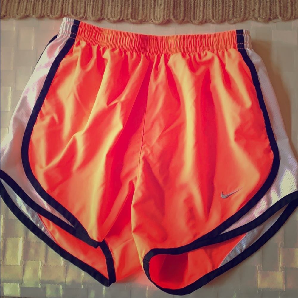 Nike tempo shorts - fluorescent orange